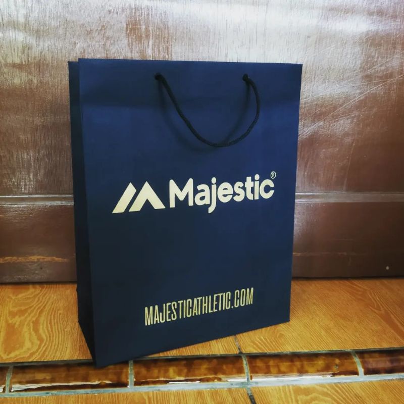 

PAPERBAG BLACK PAPER, UK.PXLXT 22*12*25,KUAT DAN RAPI