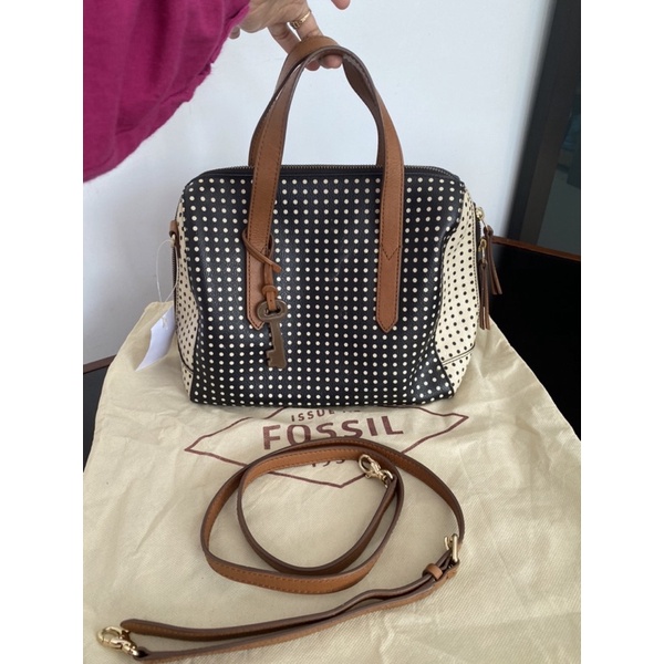 Preloved Fossil Rachel Satchel Black Stripe size 26x20cm #prelovedfossil #prelovedtasfossil #prelove