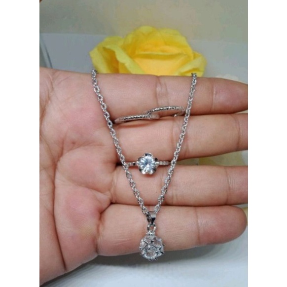 perhiasan silver set titanium