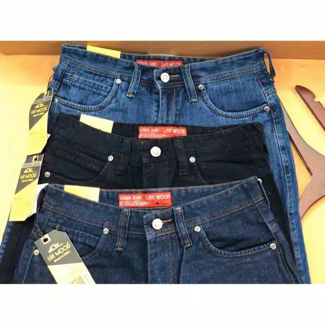  Celana  Leeza jeans  Celana  Pendek  Leewood Casual Original 