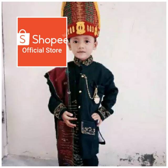 Pakaian Anak Laki-Laki Adat Batak Toba Kreasi Modern