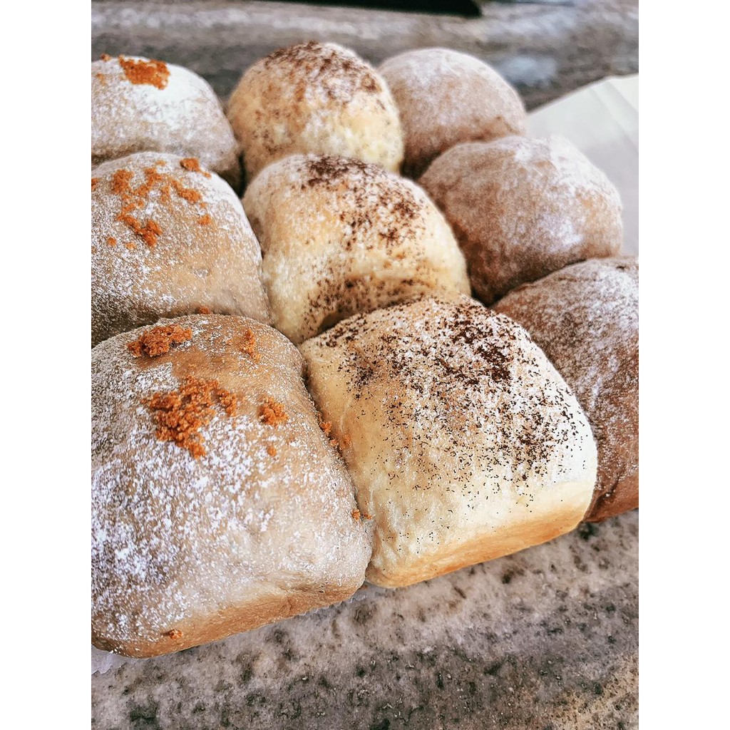 

FANCY MILK BUNS BY WANDAKIAH EATERY