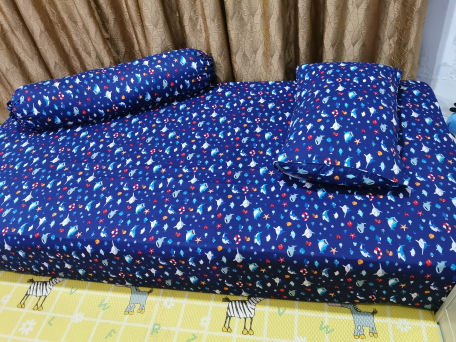 Sprei Anak Shark Attack Dark Blue 100x200x25