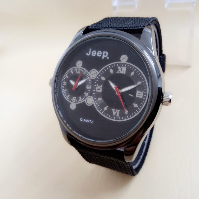 Jam tangan pria Jeep doubletime