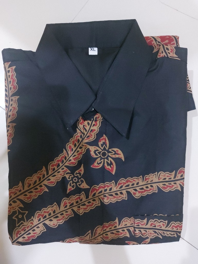 Kemeja Pria Batik Solo Modern Halus Lapis Furing
