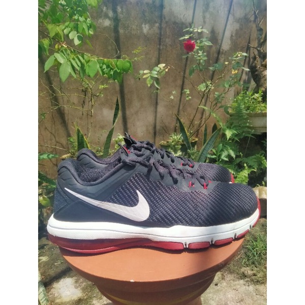sepatu Nike size 43 insole 27,5