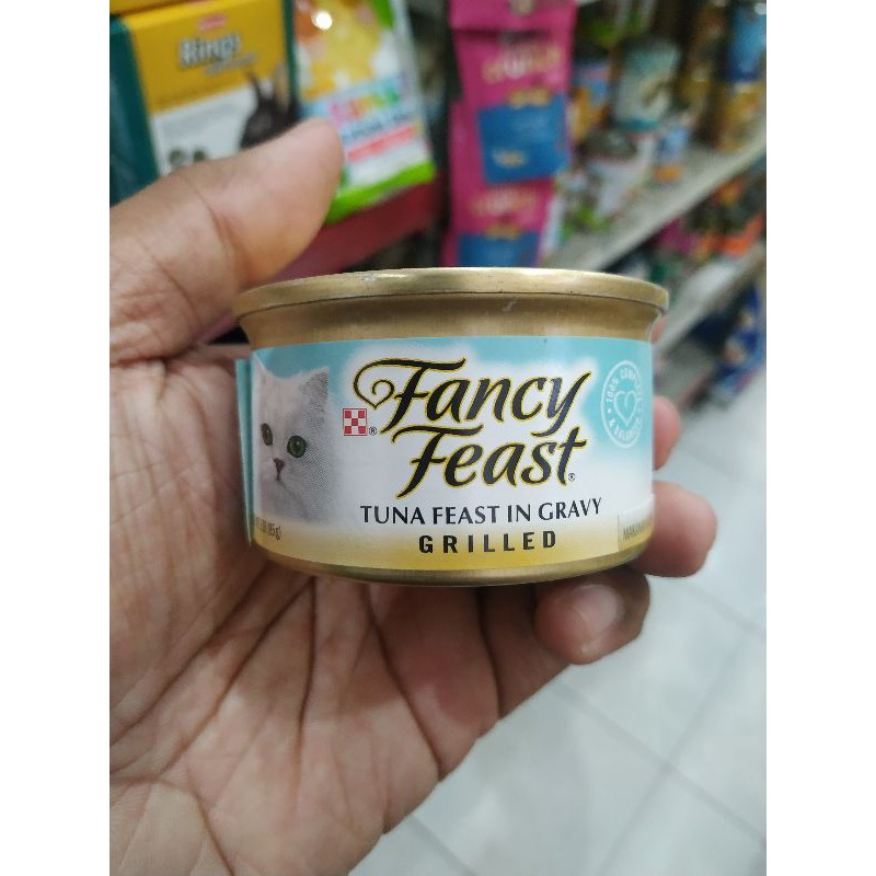 purina fancy feast