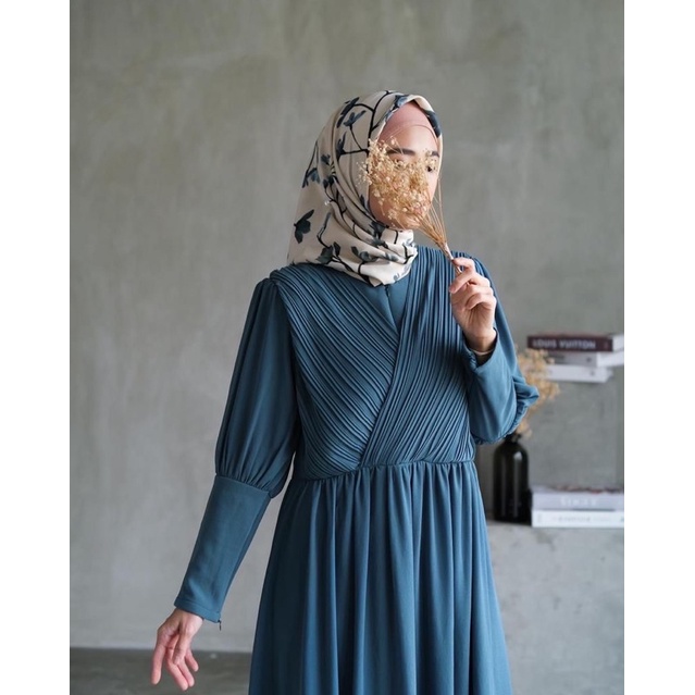 Ziva Dress by Iyaluna Hijab