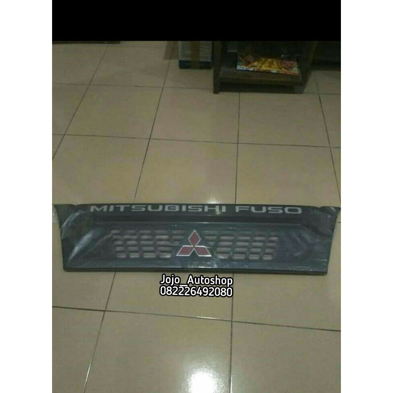 Grill Set Depan Tengah/ Front Grill Mitsubishi CANTER 110PS/ 125PS/ HDX