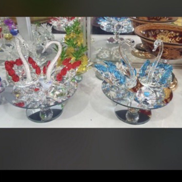 Pajangan Angsa kristal putar ukuran besar