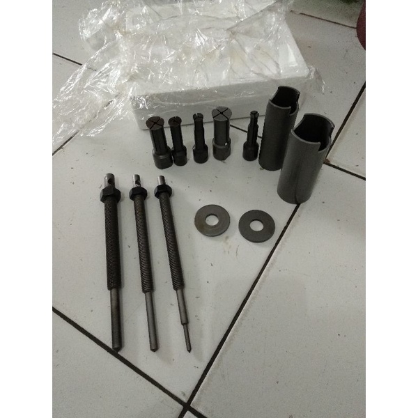 Alat Cabut Lahar set 5pc / puller Treker Bearing Disassembler 5pc Berkualitas