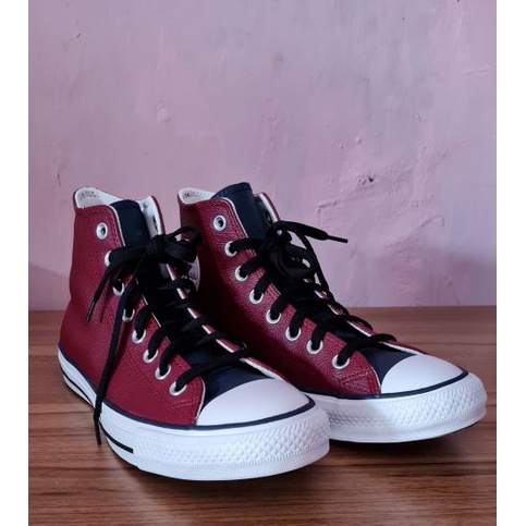 Sepatu Sneakers Converse CHUCK TAYLOR ALL STAR THREE COLOR LEATHER Red Merah Maroon Red Obsidian