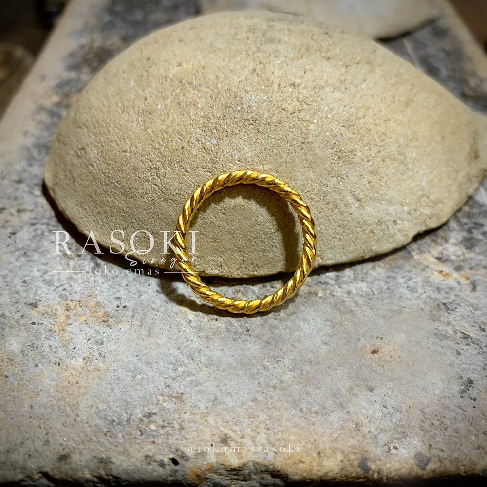 CINCIN EMAS PUTAR LILIT 2-4gram 24k 99,9% EMAS LONDON LM | EMAS TOBA