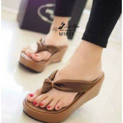 SANDAL WEDGES WANITA IMPORT SOL KARET ANTI SELIP MR 47 - SANDAL FASHION WANITA