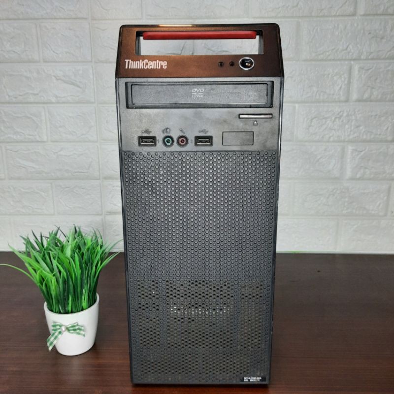 PC LENOVO THINKCENTRE A70