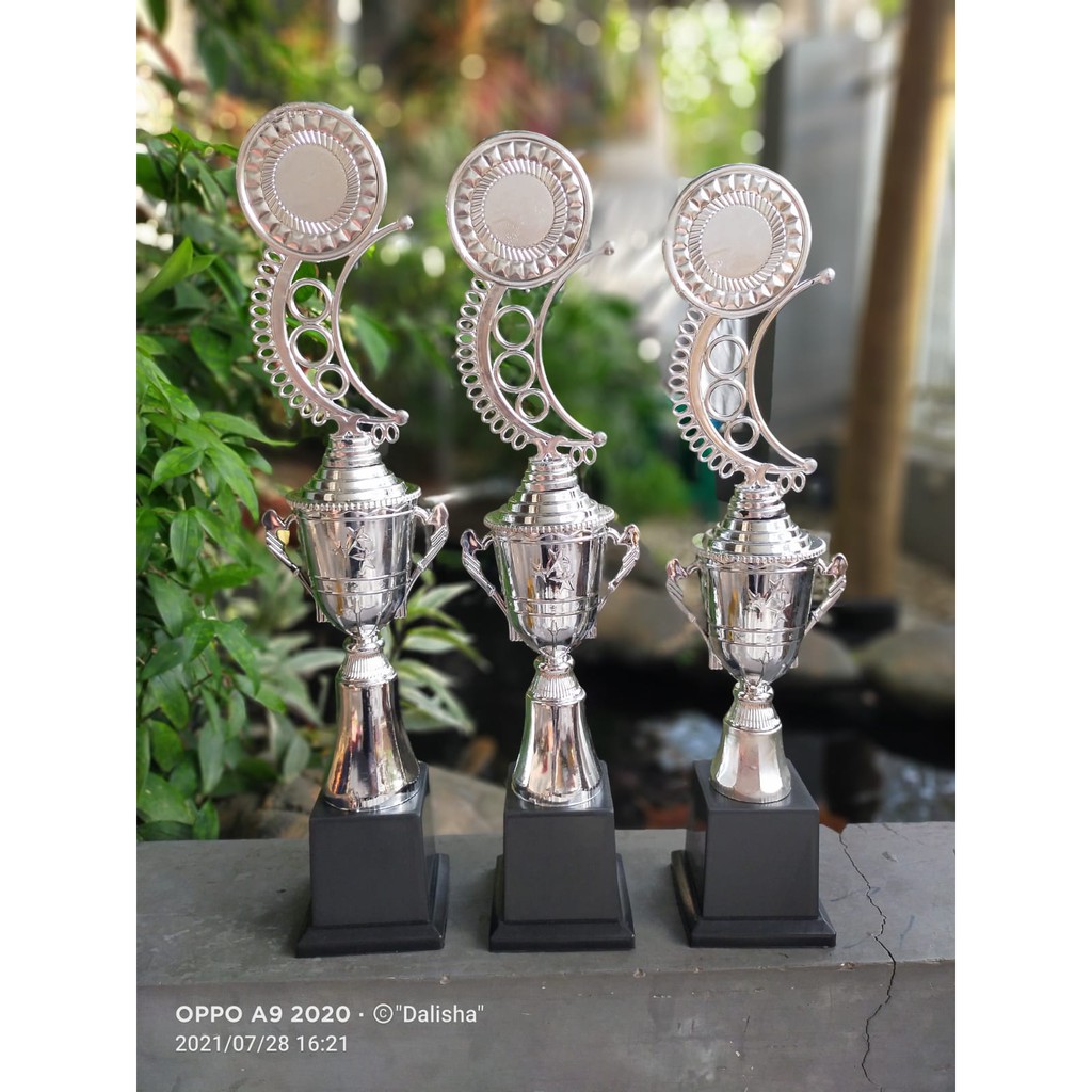 Piala Silver Piala Cup Bintang Piala Murah Piala Eksklusif Piala Plastik Piala Sekolah Piala Lomba