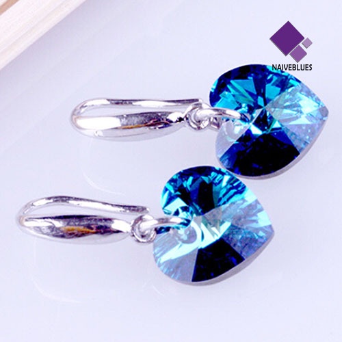 Anting Juntai Bentuk Hati Biru Bahan Alloy Aksen Berlian Imitasi Untuk Wanita