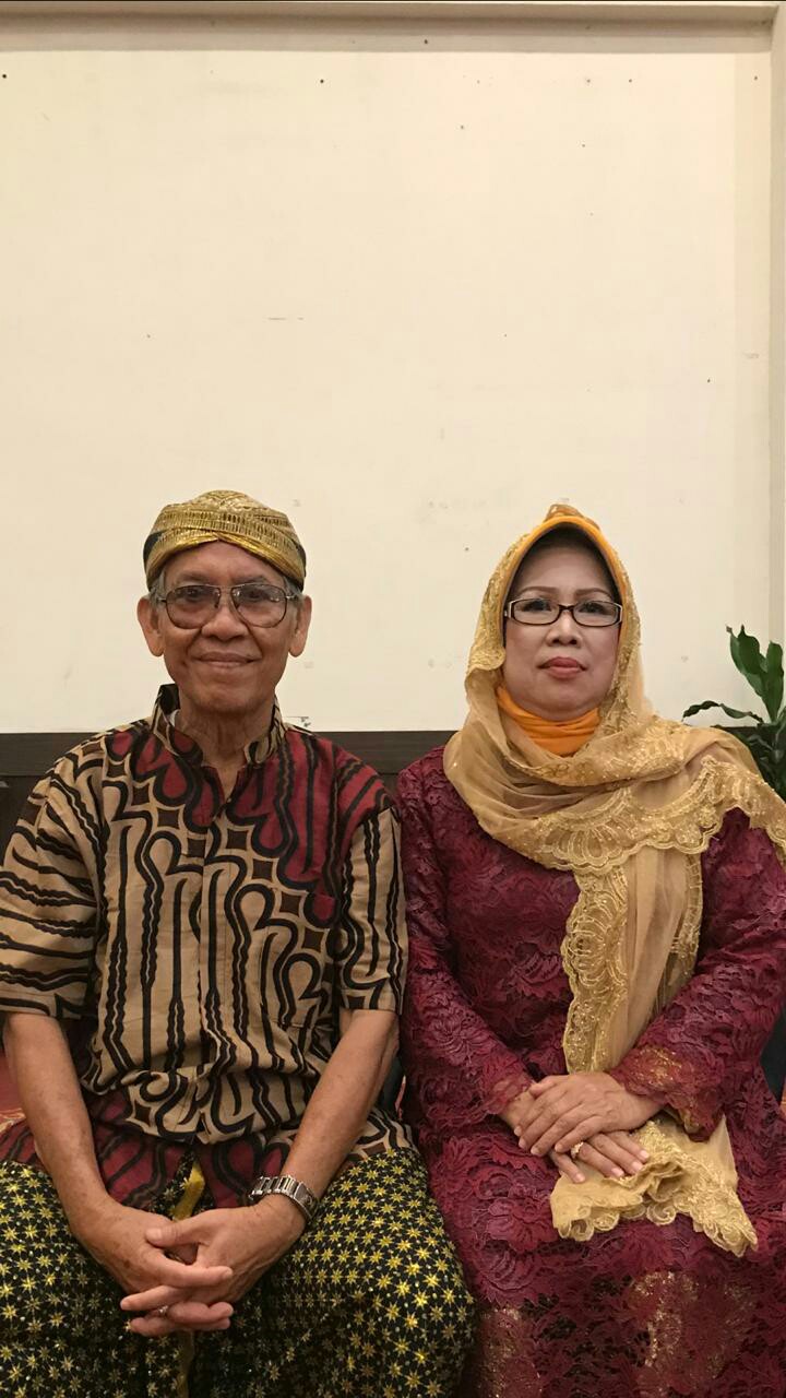 Kemeja Batik Parang Seno Lengan Panjang