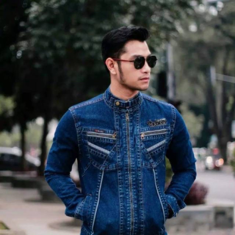 BISA COD jaket jeans pria terbaru