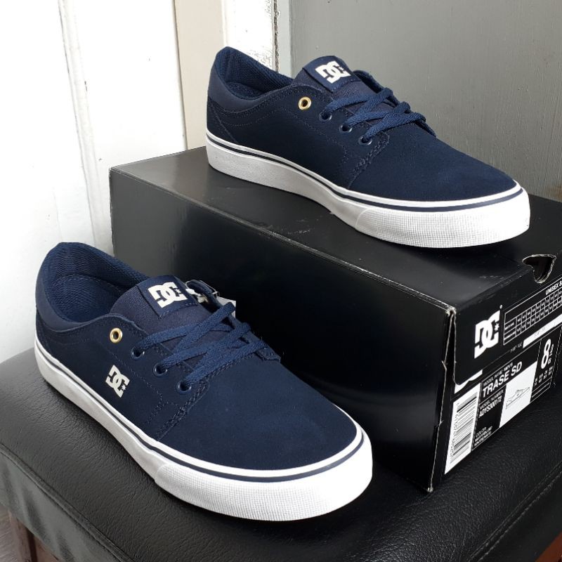 ORI SALE DC Shoes Men up to 70% Trase SD Navy/White Sepatu Pria