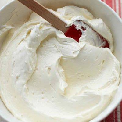 

Butter Cream Siap Pakai 250g