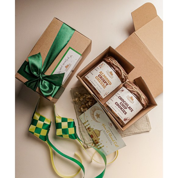 

HAMPERS IDUL ADHA - isi 2 toples | Chocolate Chip Cookies & Butter Cookies