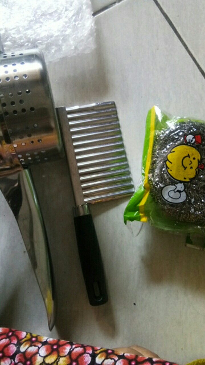 Pisau Gelombang Pengiris Kentang & Acar