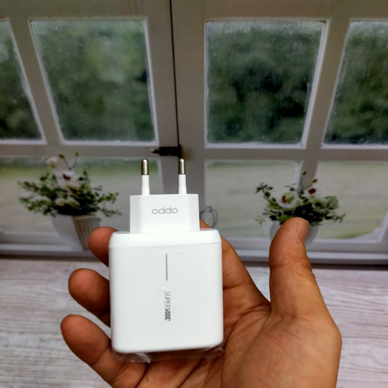 Adaptor Charger OPPO  RENO 2 OPPO RENO 3 OPPO  4 OPPO RENO 5 OPPO RENO 5G ORIGINAL 65W SUPER  VOOC
