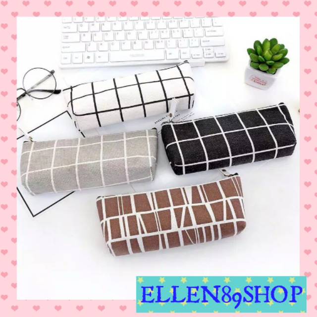 

TEMPAT PENSIL MOTIF GARIS KOTAK KAIN KANVAS MURAH PRODUK IMPORT