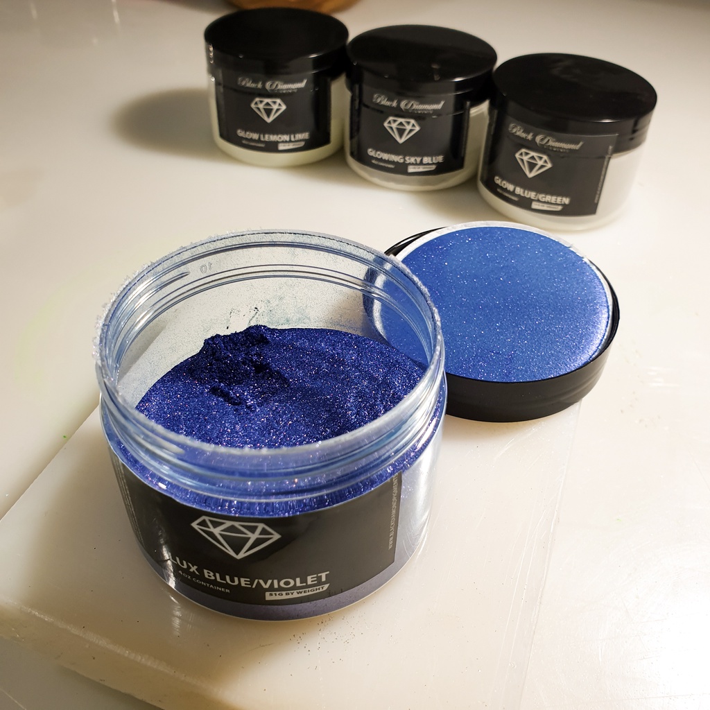 

LUX BLUE/VIOLET Black Diamond Pure Mica Powder