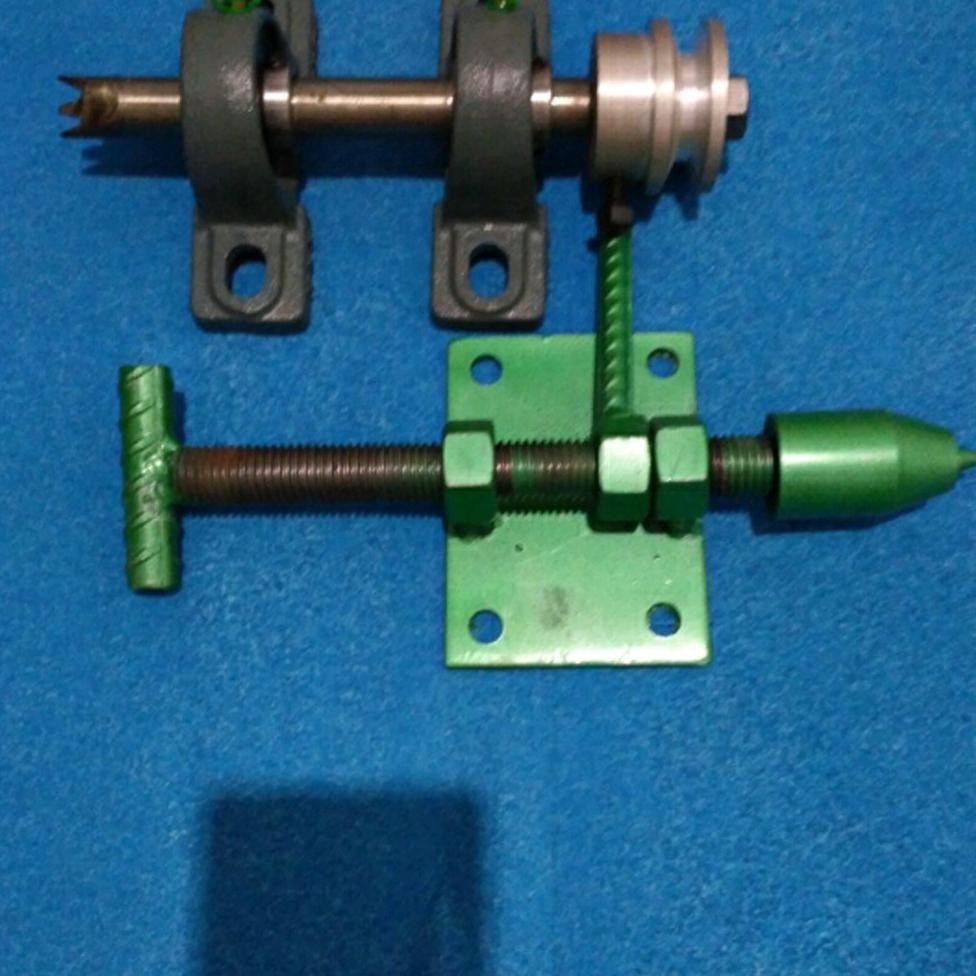 Komponen Mesin Bubut Kayu Utama