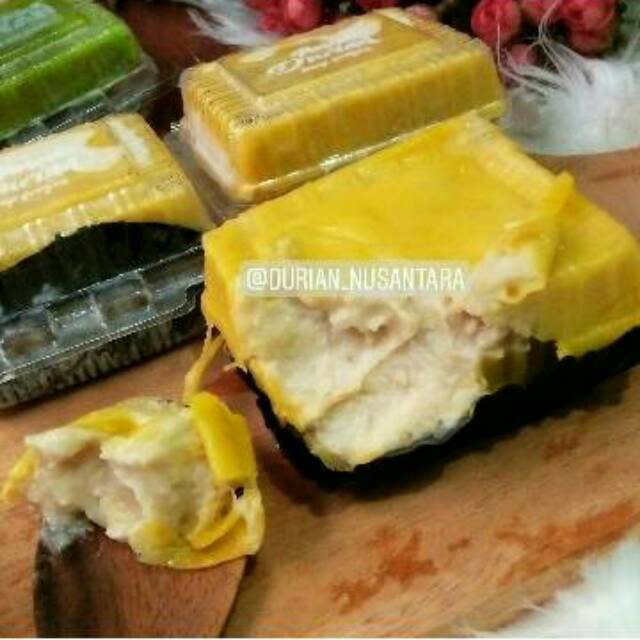 

Pancake Durian Satuan Jumbo XL Pancake Durian No Cream Pancake Duren Tanpa Cream JUMBO XL MURNI