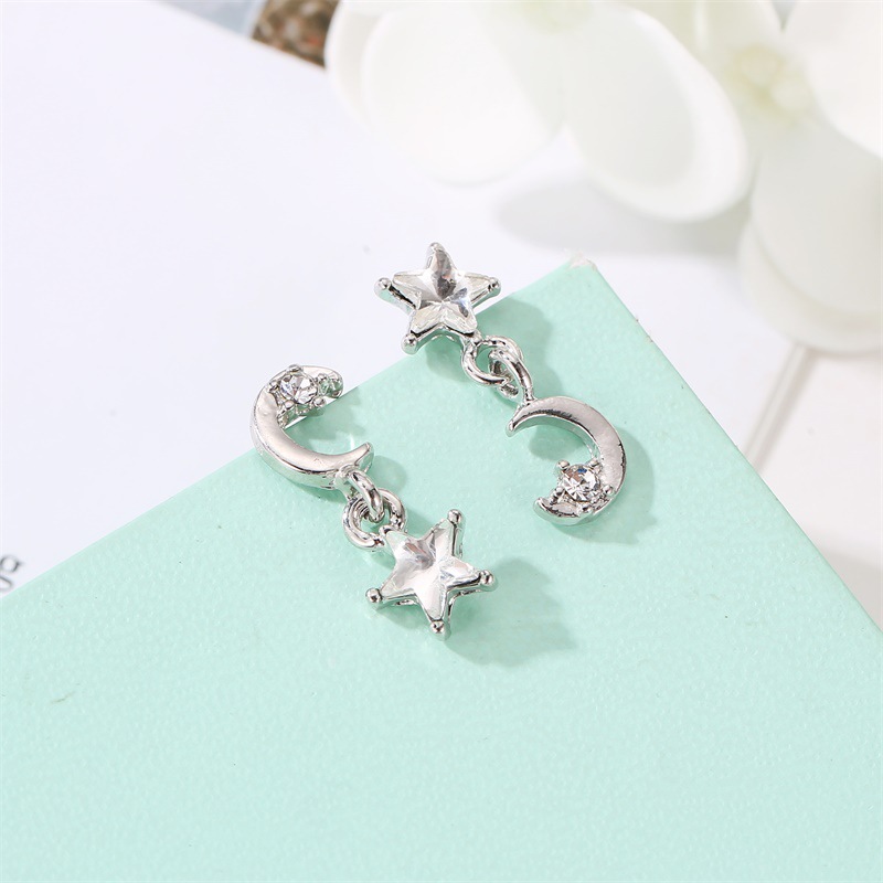 New Asymmetric Star Moon Dangle Earrings Rhinestone Silver Color Metal Ear Studs Lady Drop Earrings Jewelry