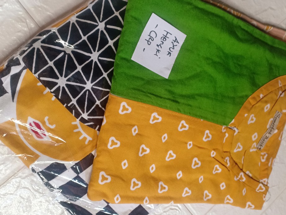 Tunik Sekartaji Atasan Baju Batik Wanita Muslim.