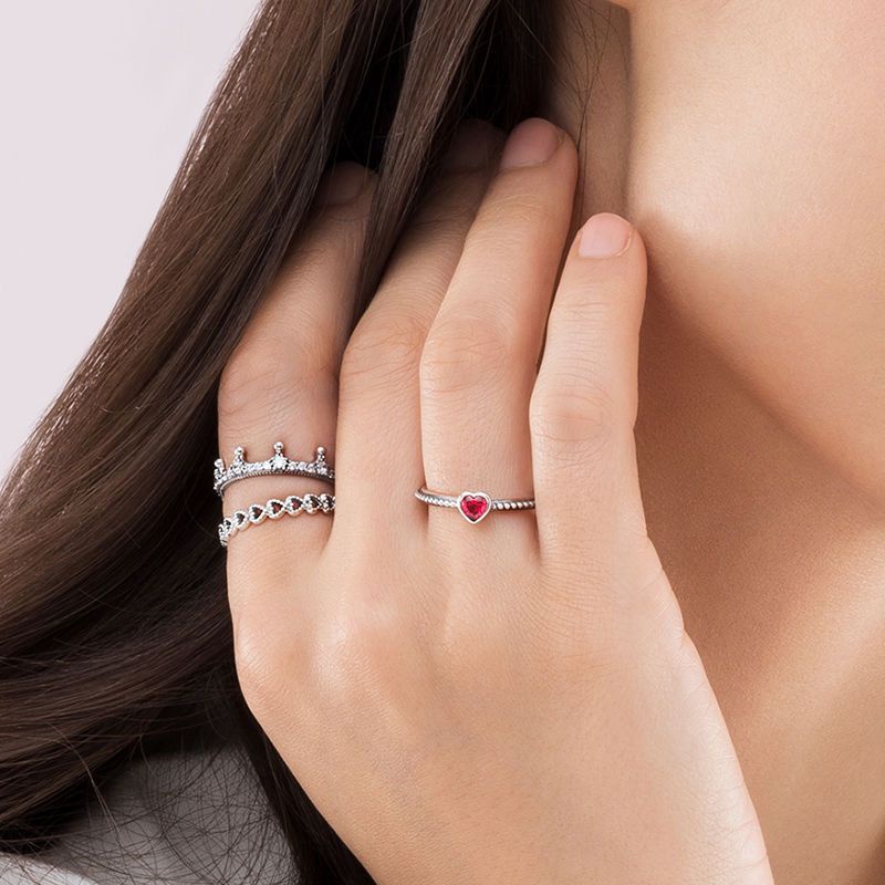 Cincin 925 Silver Bentuk Hati Aksen Ruby Kubik Zirkonia Untuk Wanita