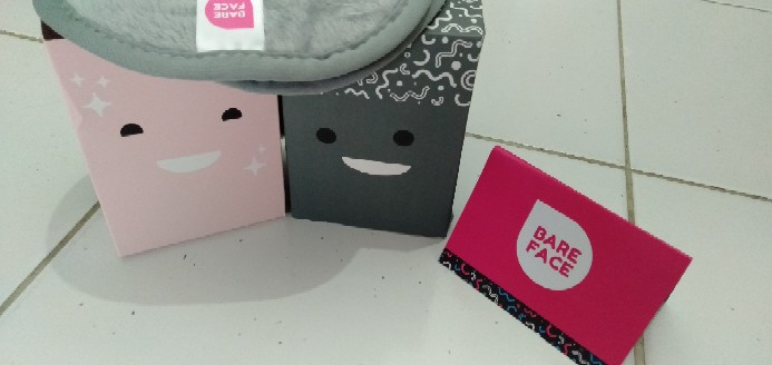 Bare Face Make Up Remover Towel (1 Pcs)