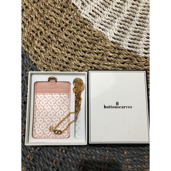 izzy lanyard buttonscarves