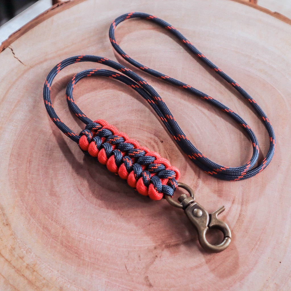 

Tali Lanyard Paracord