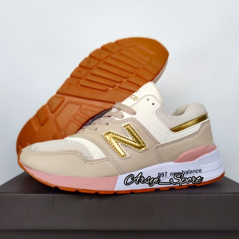 Sepatu Nb wanita terbaru_Sepatu Nb wanita_Sepatu Running wanita_Sepatu zumba wanita_Sepatu jalan wanita_Sepatu olahraga wanita_Sepatu olahraga cewek_sneakers cewek_Sneakers wanita_Sepatu wanita_Sepatu sporty cewek_Sepatu Sport wanita-Cream