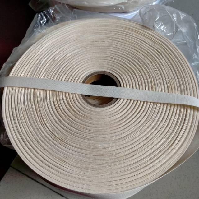 

Label katun halus polos size 1,3cm