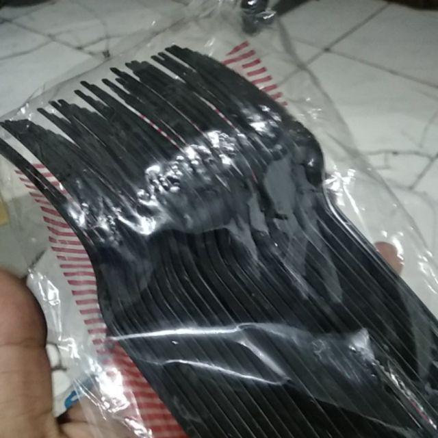 Garpu Makan Plastik Hitam