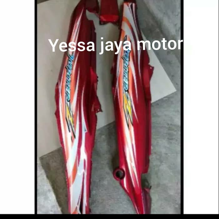 body samping Jupiter z lama warna merah