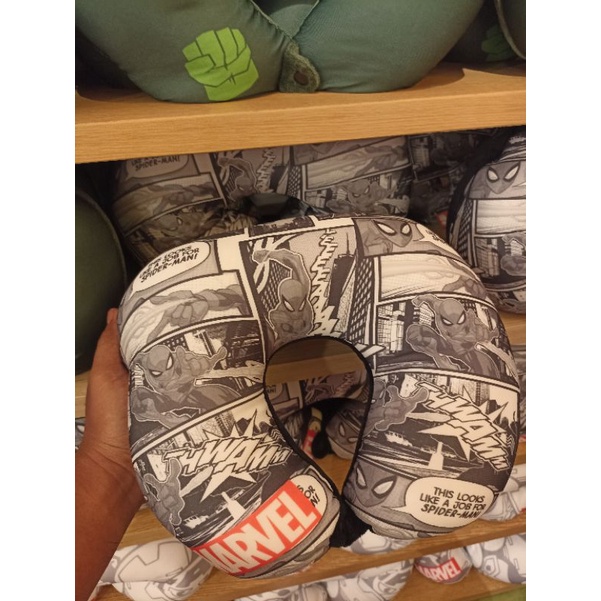 Bantal Leher Motif Marvel