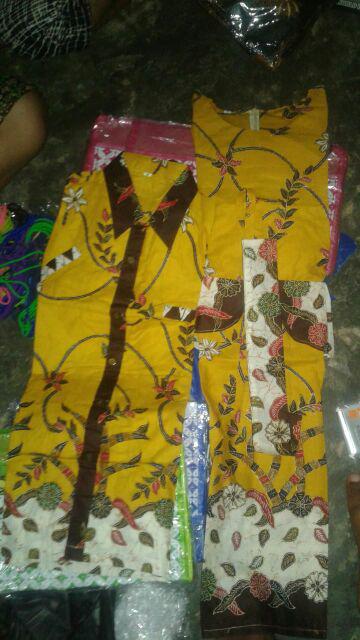 Satu Jiwa Batik Naura Sarimbit Dress Batik Merah Modern Couple Batik Seragam Batik Anak Family