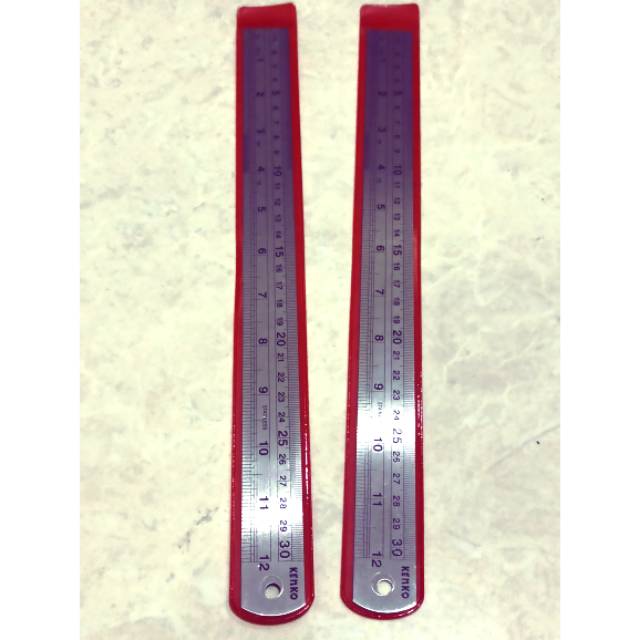 

Penggaris besi 15 cm , 20 cm ,30 cm , 40 cm KENKO per pcs