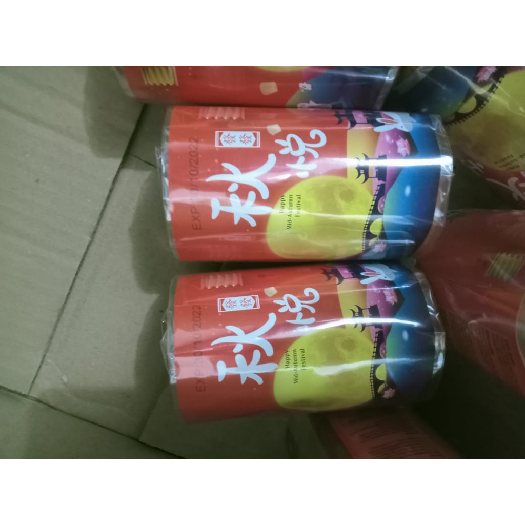 

MOONCAKE KUE BULAN MALAYSIA 1kg 2bks