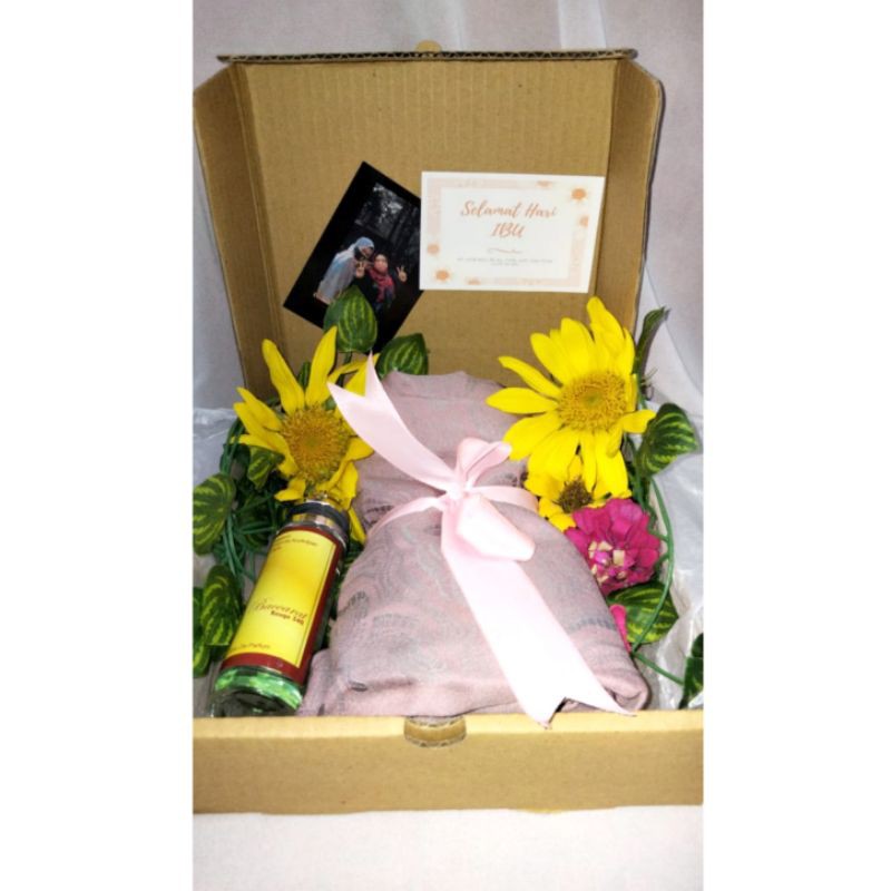 

GIFT BOX SPECIAL MOTHER DAY/HARI IBU