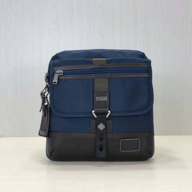 *TUMI Alpha Bravo SlimBag* 

~Barang Kwalitas Premium Kw/  Miror 1:1
~Barang Imported Korea