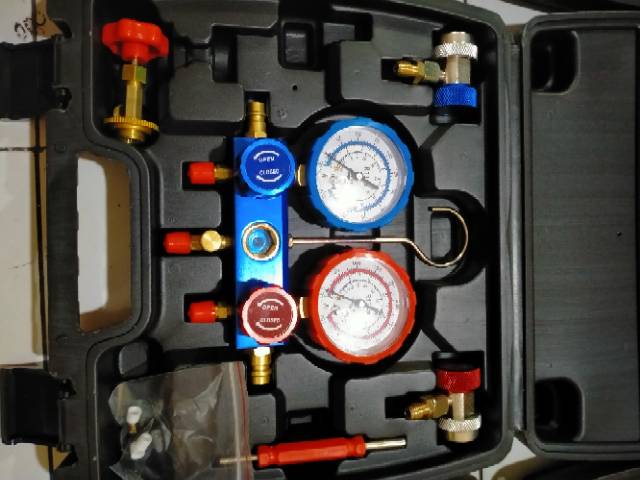 Testing manifold alat isi freon ac testing manipul alat meteran isian freon