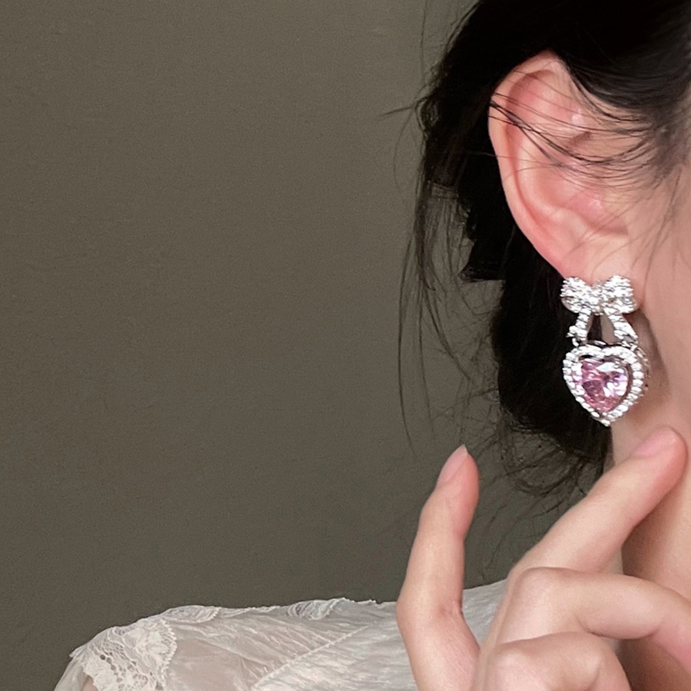 Anting Liontin Hati Besar Aksen Berlian Imitasi Warna pink Gaya retro Untuk Wanita